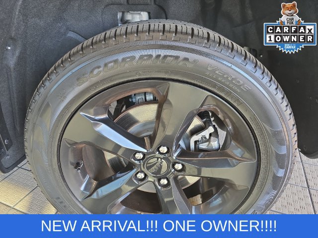 Used 2024 Jeep Grand Cherokee L Limited w/ Black Appearance Package AWD/4WD image 29