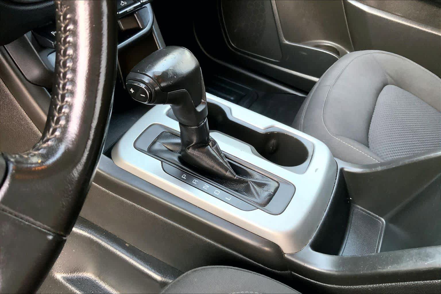 Used 2021 Chevrolet Colorado LT w/ Fleet Safety Package RWD image 15