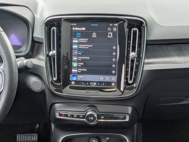 Certified 2023 Volvo C40 Recharge Core image 22