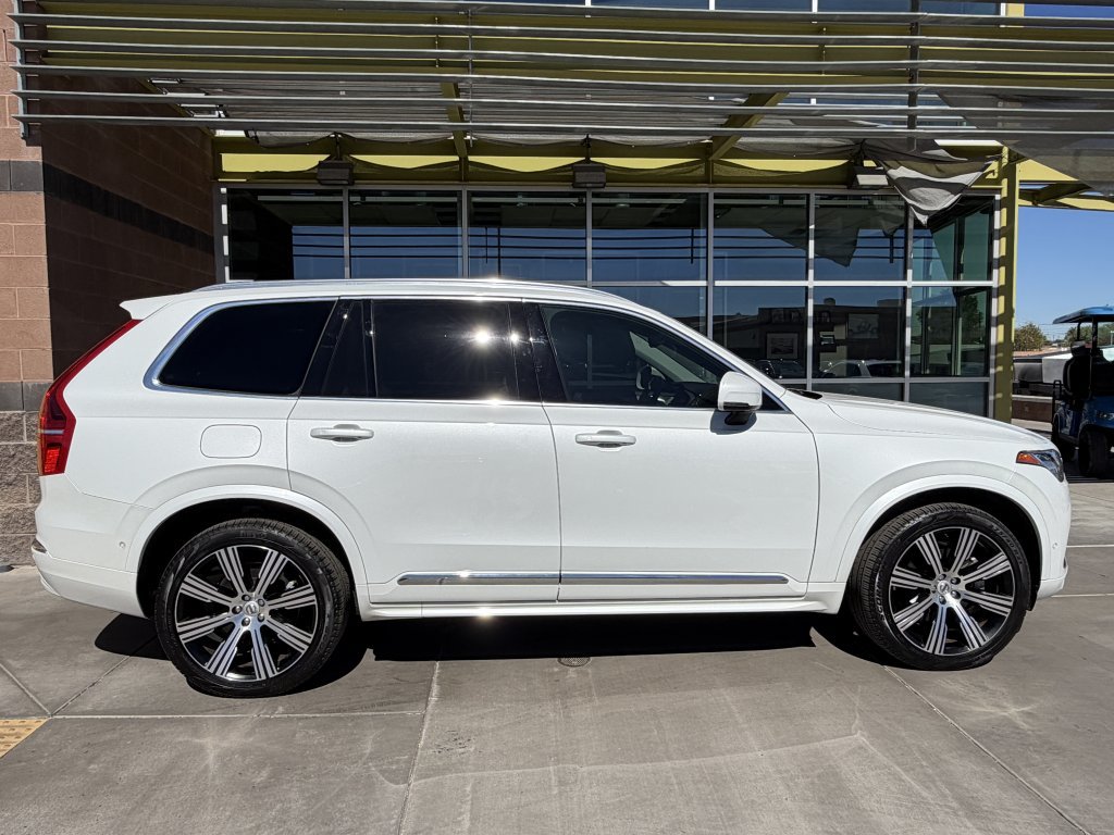 Used 2024 Volvo XC90 B6 Plus w/ Protection Package AWD/4WD image 9