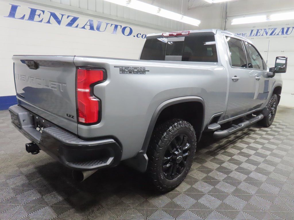Used 2025 Chevrolet Silverado 2500 LTZ w/ Trail Boss Package image 4