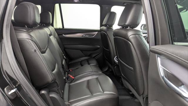 Used 2024 Cadillac XT6 Luxury w/ LPO, Floor Liner Package AWD/4WD image 21