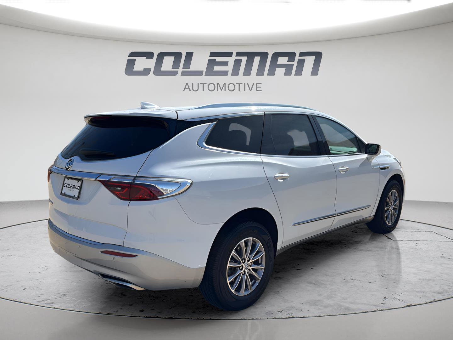 Used 2024 Buick Enclave Premium AWD/4WD image 5