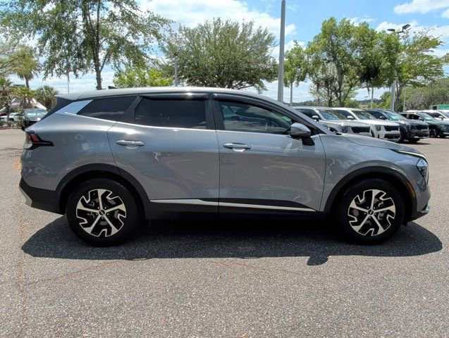 Used 2023 Kia Sportage EX FWD image 2