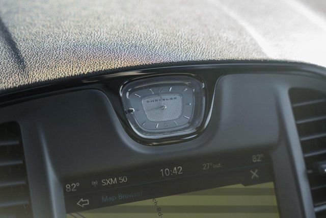 Used 2023 Chrysler 300 S image 33