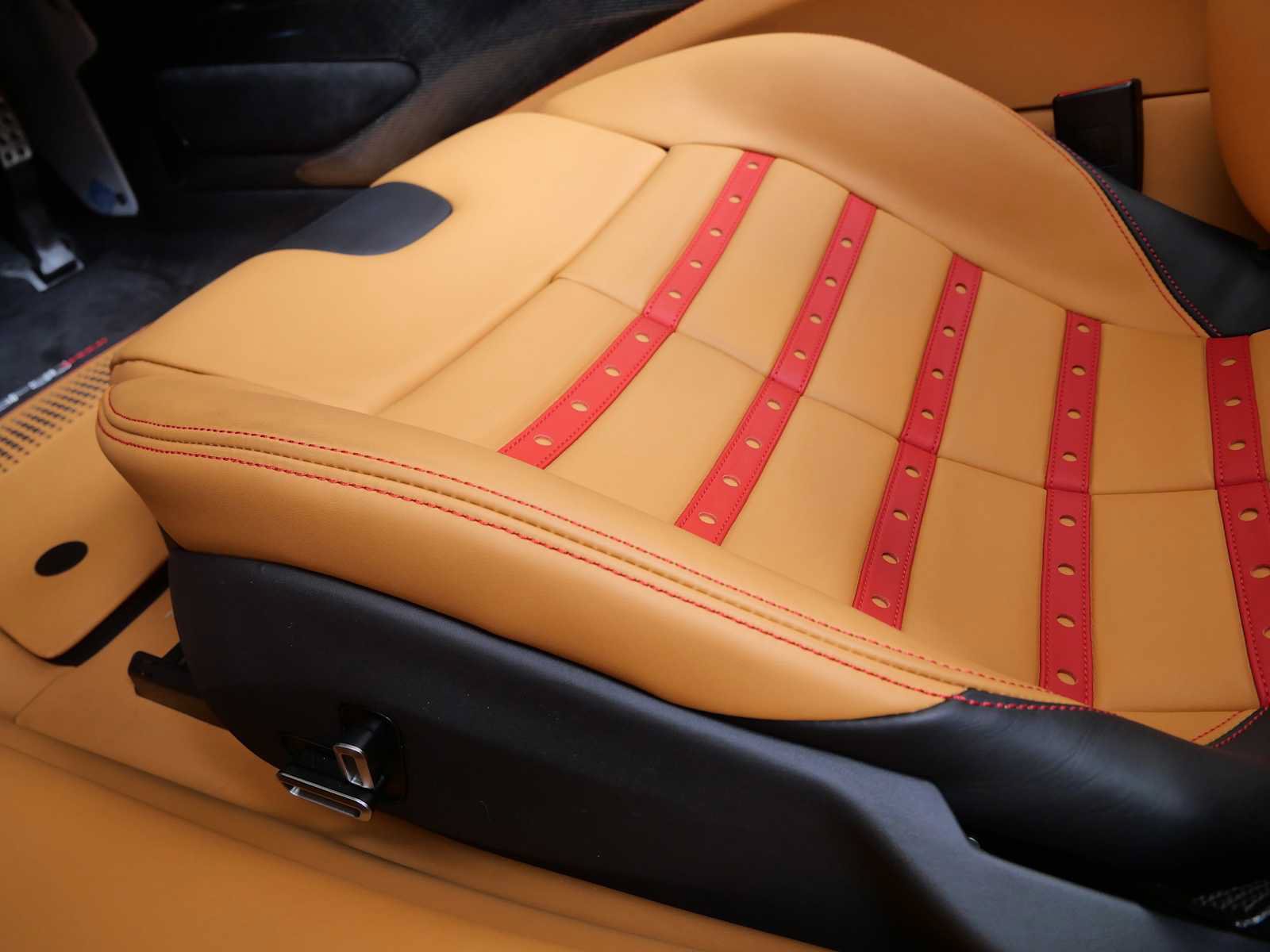 Used 2024 Ferrari SF90 Spider AWD/4WD image 21