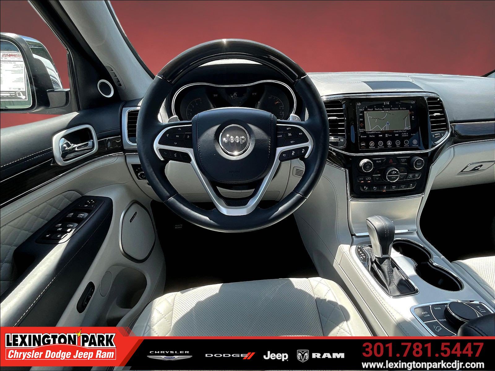 Used 2021 Jeep Grand Cherokee Summit AWD/4WD image 8