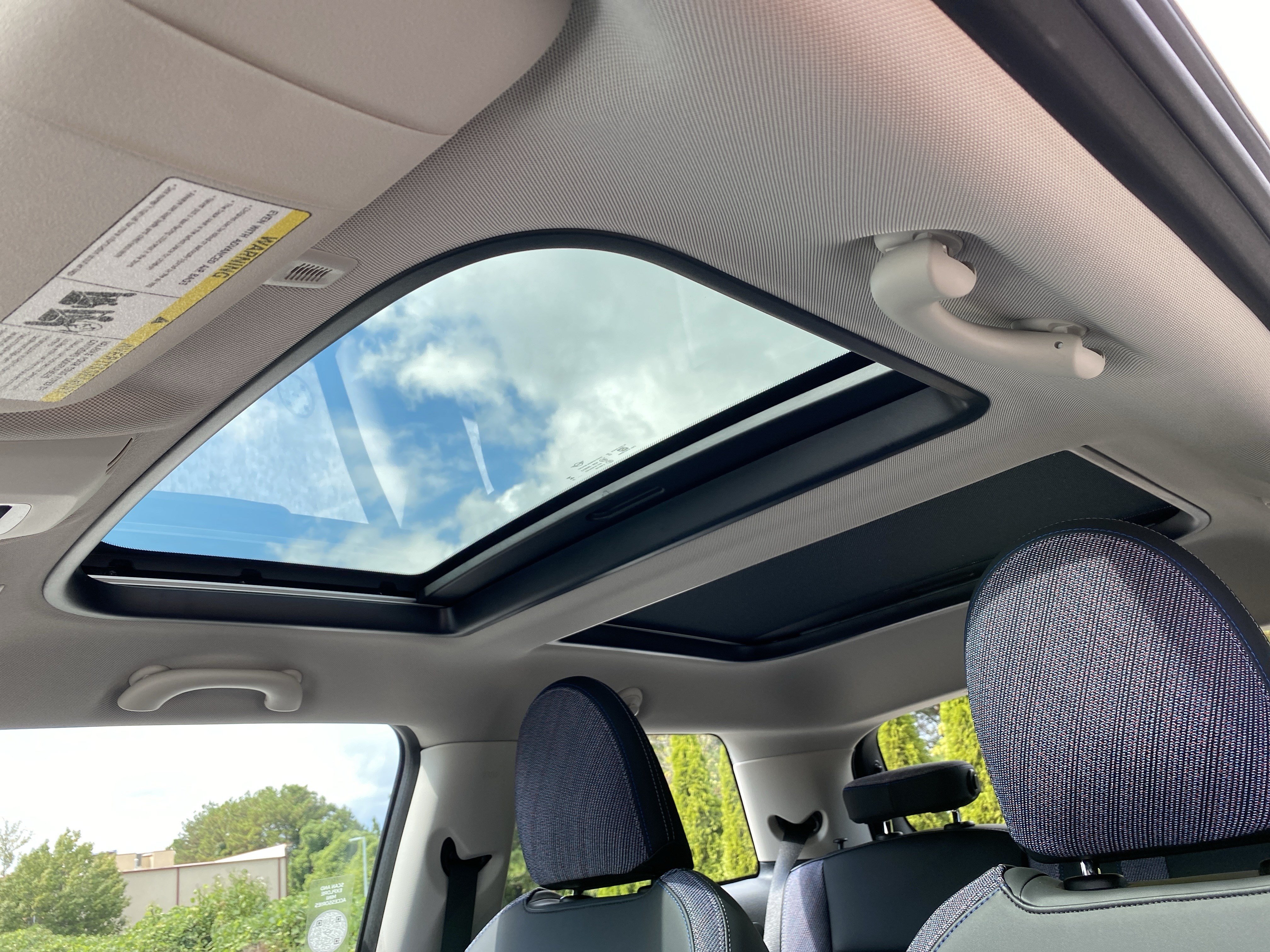 Certified 2026 MINI Cooper 2-Door Hardtop FWD image 9