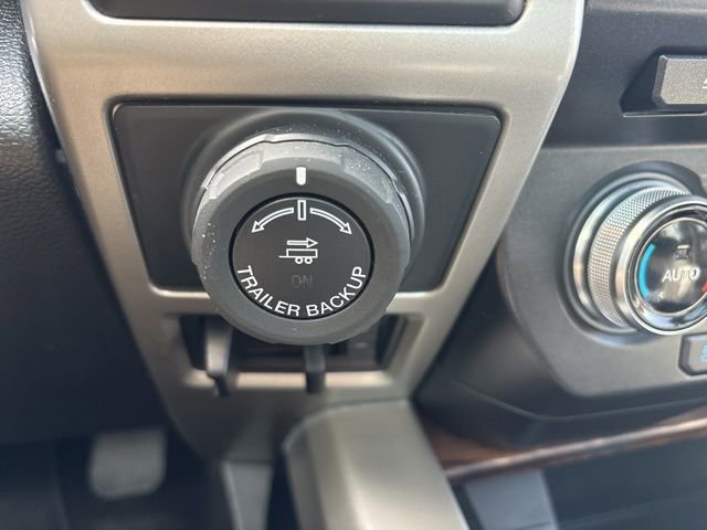 Used 2018 Ford F150 Lariat w/ Equipment Group 502A Luxury image 30