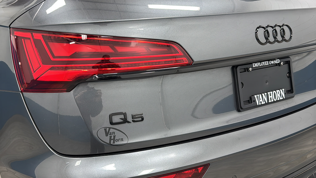 Used 2022 Audi Q5 e Premium Plus w/ Premium Plus Package AWD/4WD image 39