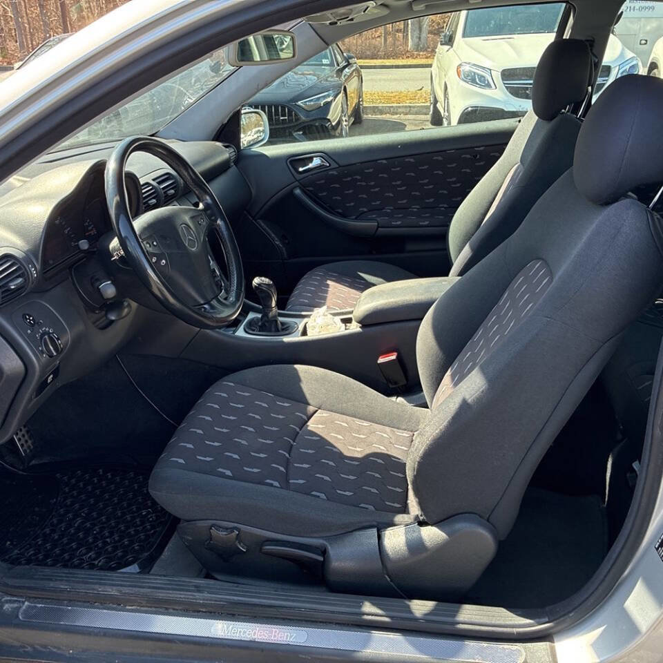 Used 2002 Mercedes-Benz C 230 Coupe image 7