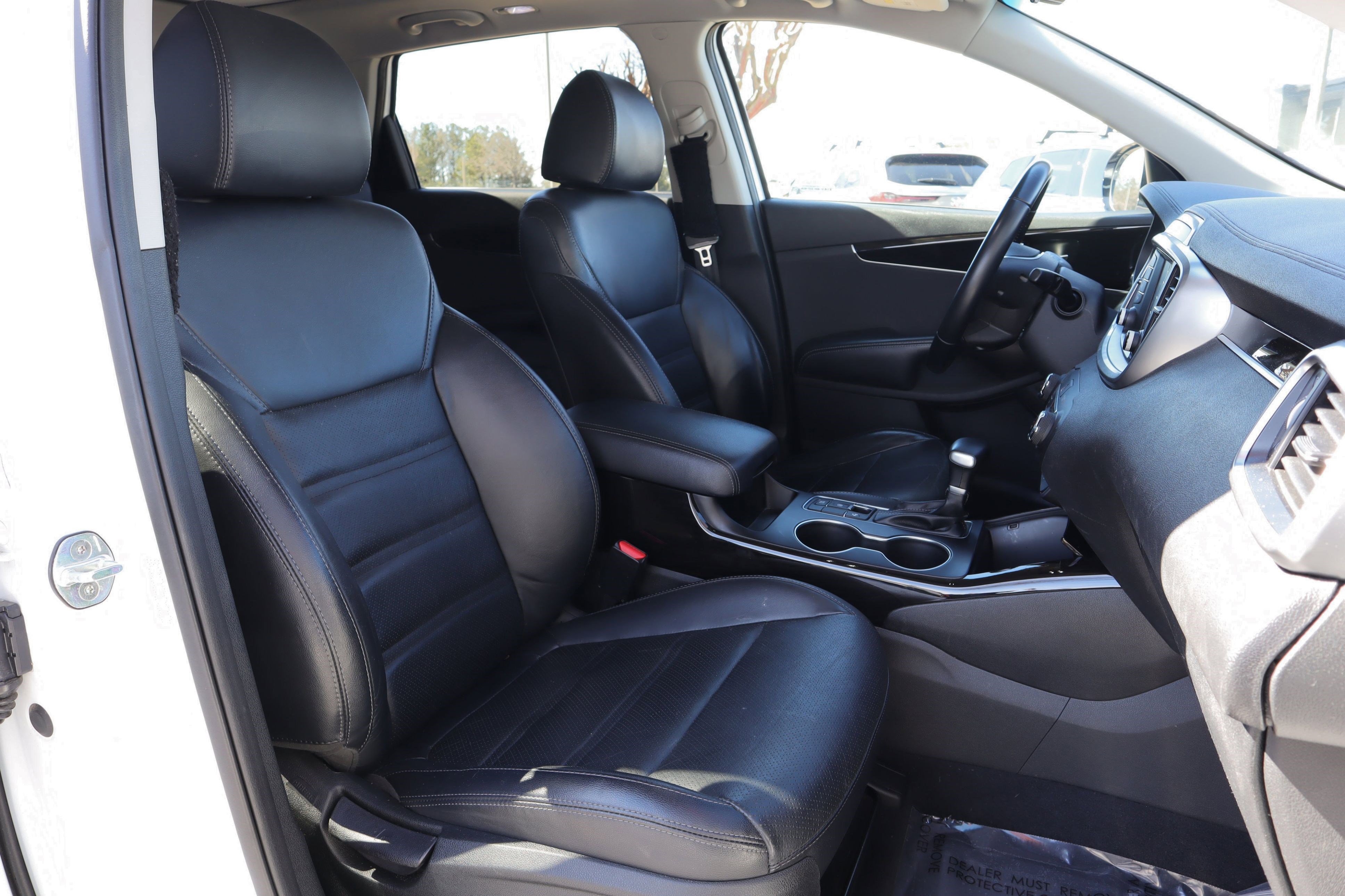 Used 2020 Kia Sorento EX image 28