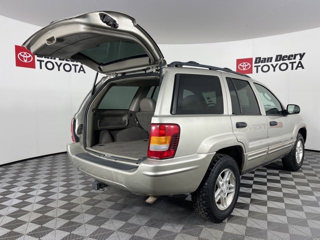 Used 2004 Jeep Grand Cherokee Laredo w/ Tan Your Hide Group image 16