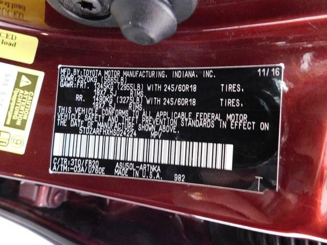 Used 2017 Toyota Highlander LE image 34