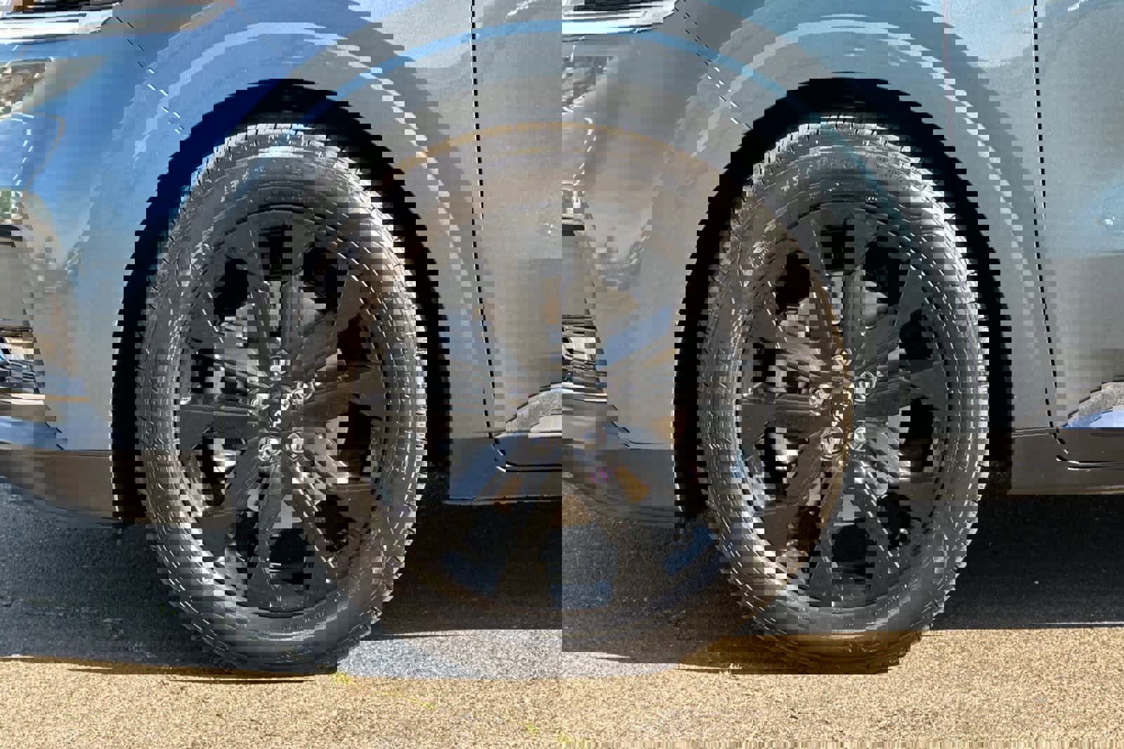 Used 2024 Kia Carnival SX image 32