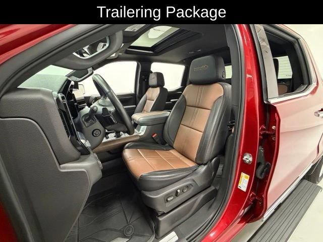 Certified 2025 Chevrolet Silverado 1500 High Country AWD/4WD image 10