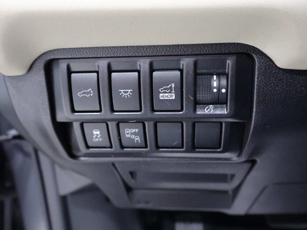Used 2022 Subaru Ascent Limited AWD/4WD image 30