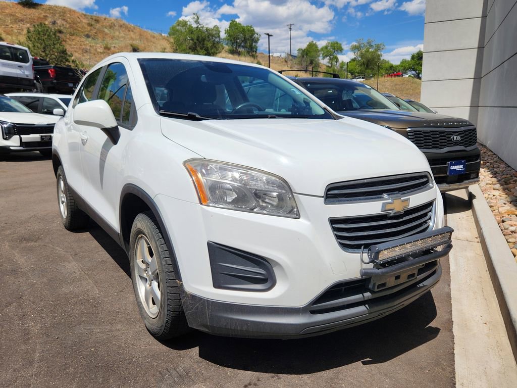 Used 2015 Chevrolet Trax LS AWD/4WD image 9