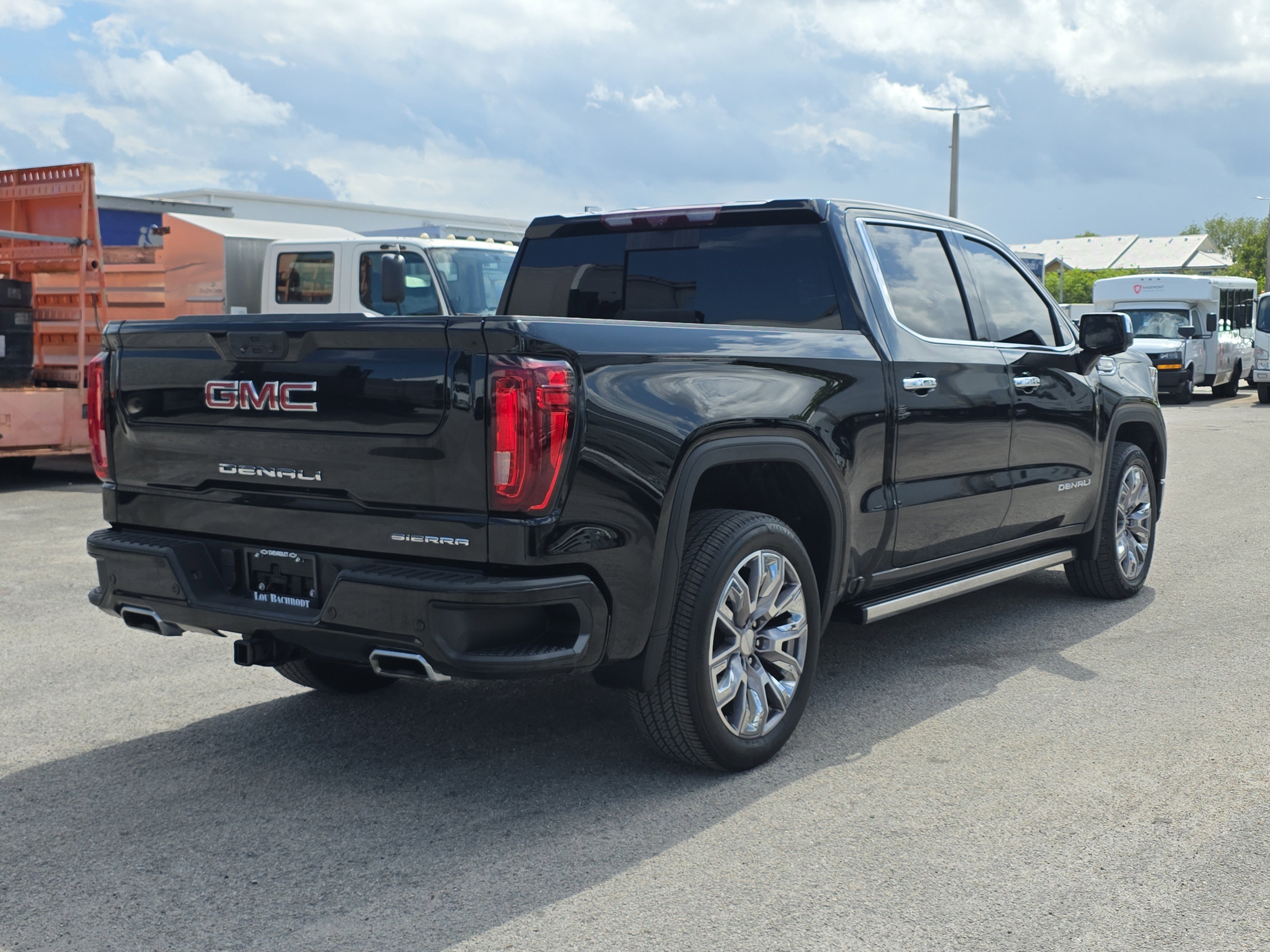Used 2022 GMC Sierra 1500 Denali w/ Denali Reserve Package AWD/4WD image 7