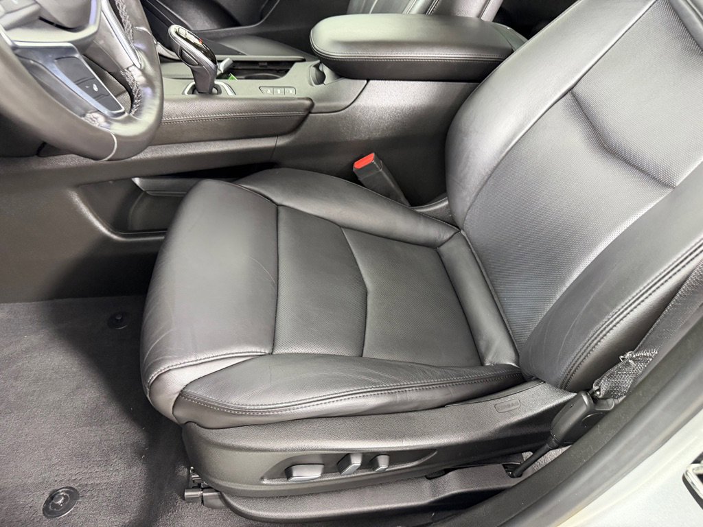 Used 2018 Cadillac XT5 Luxury image 12