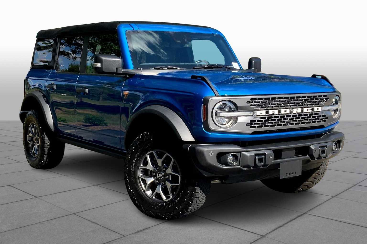 Certified 2023 Ford Bronco Badlands image 3