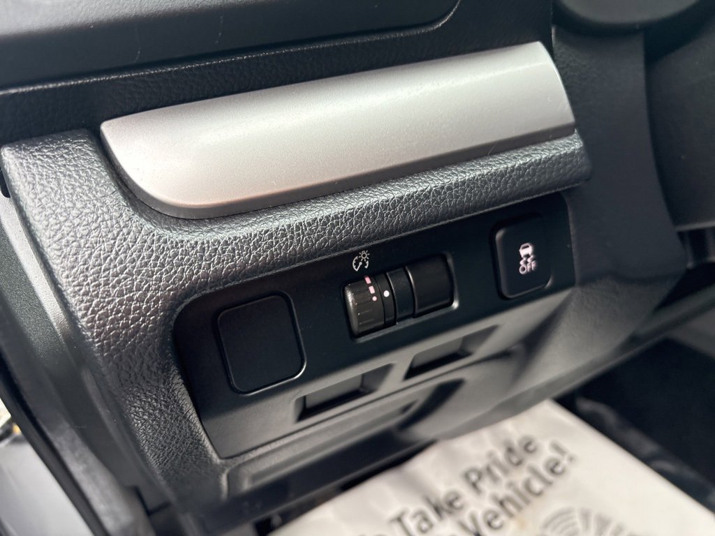 Used 2015 Subaru Forester 2.5i Premium w/ All-Weather Package image 22