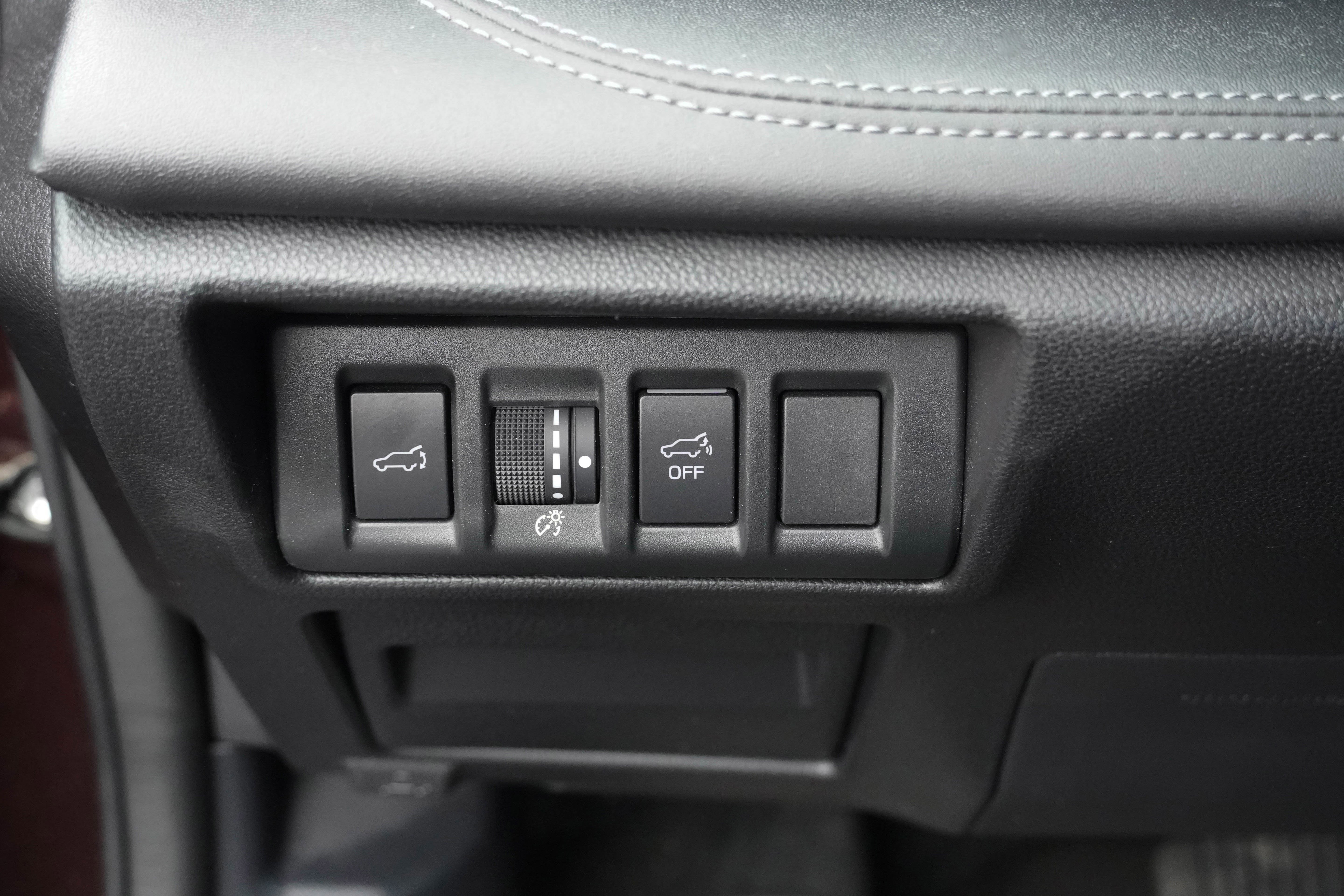 Used 2023 Subaru Outback Touring XT AWD/4WD image 17