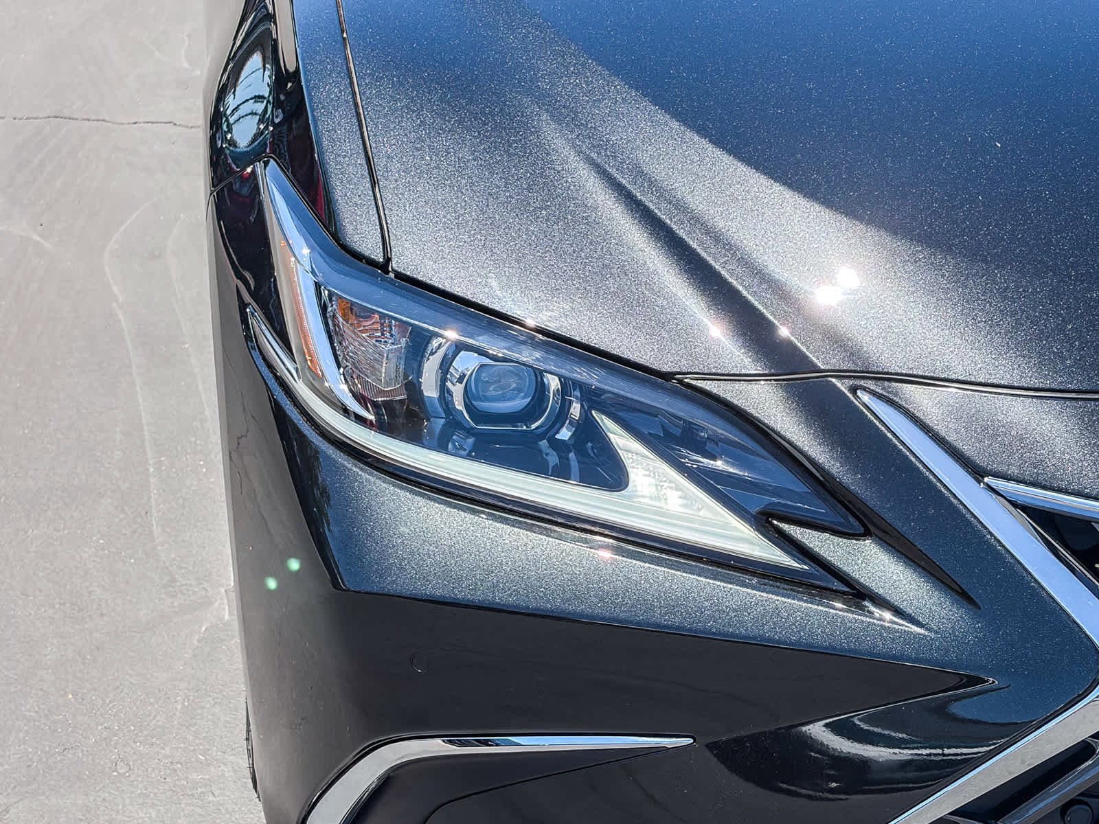 Used 2022 Lexus ES 350 w/ Premium Package FWD image 7