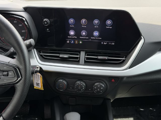 Used 2025 Chevrolet Trax RS w/ Driver Confidence Package FWD image 16