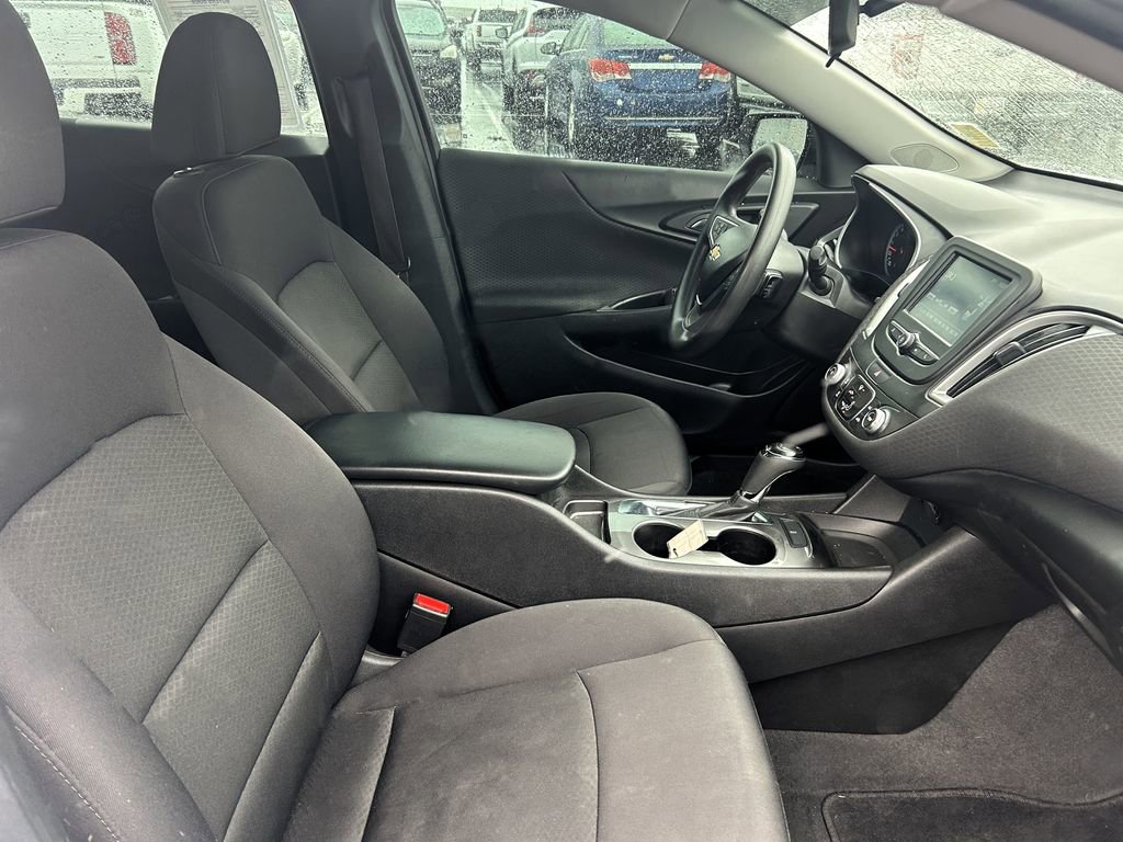 Used 2017 Chevrolet Malibu LS w/ LPO, Convenience Package 1 image 30