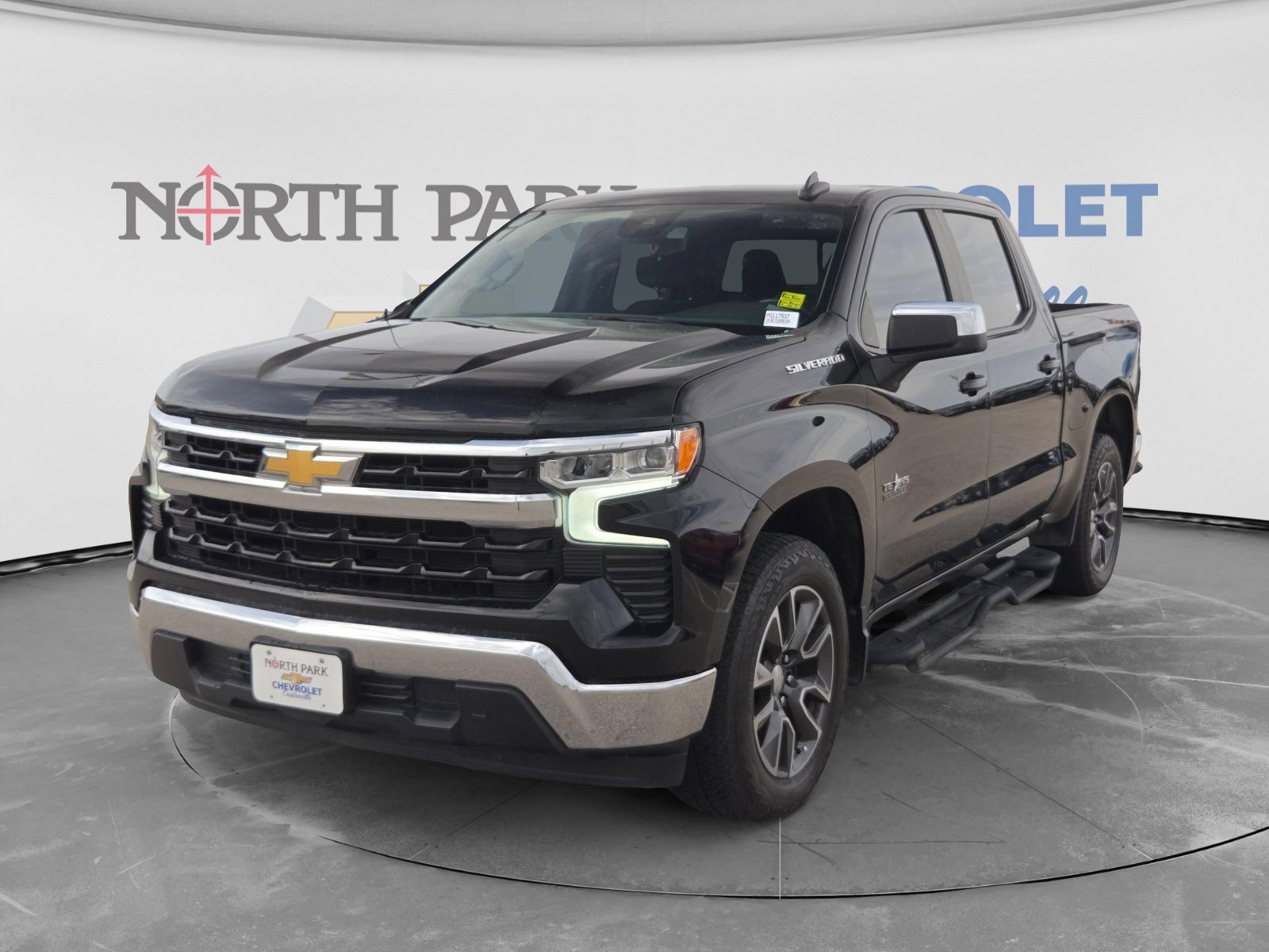 Used 2024 Chevrolet Silverado 1500 LT w/ Texas Edition Plus RWD image 7