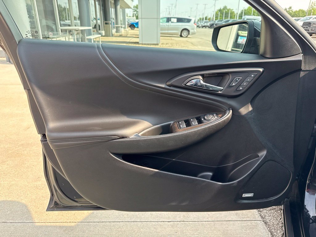 Used 2024 Chevrolet Malibu LT FWD image 21