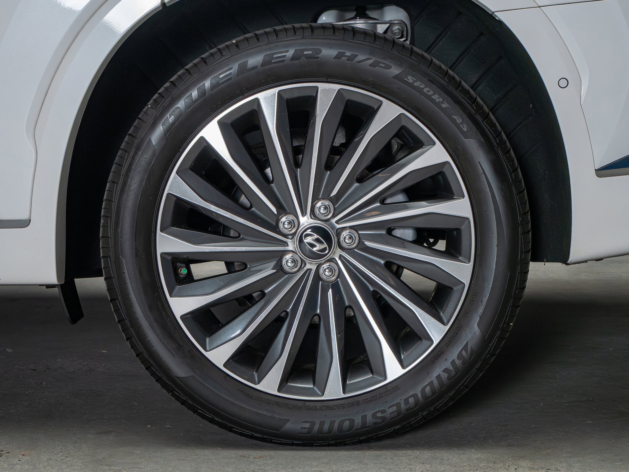 Used 2024 Hyundai Palisade Calligraphy AWD/4WD image 16