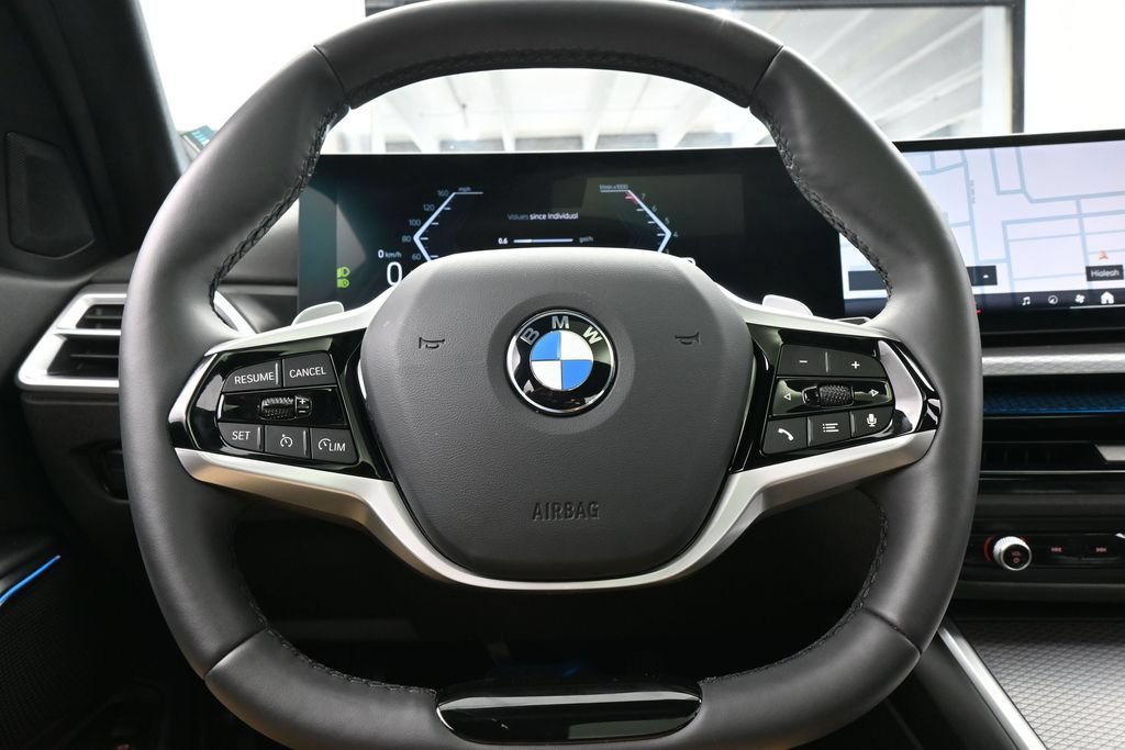 Used 2026 BMW 330i Sedan w/ Convenience Package RWD image 27