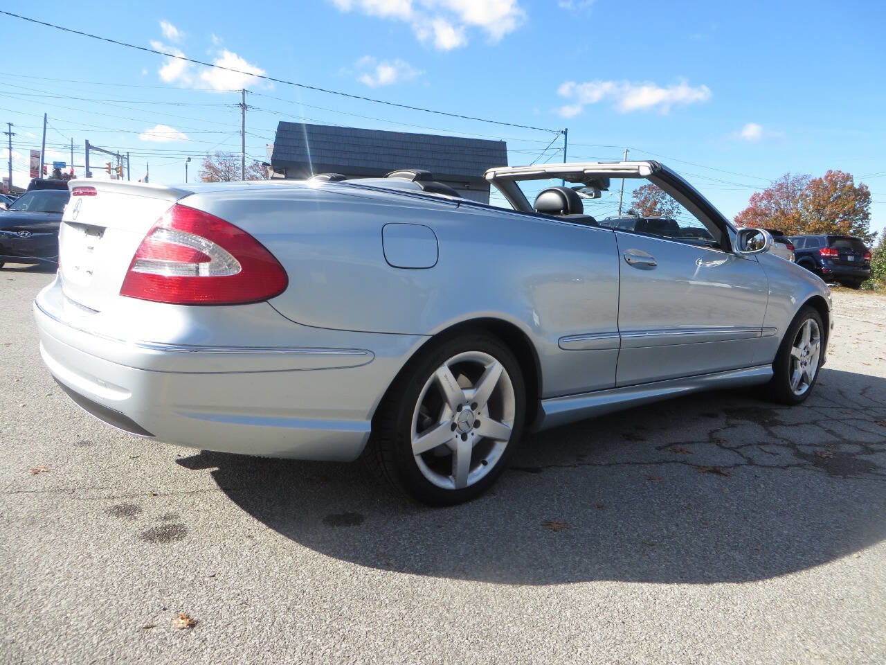 Used 2005 Mercedes-Benz CLK 500 Cabriolet image 2