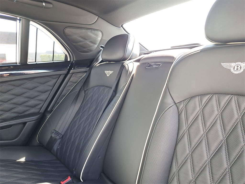 Used 2017 Bentley Mulsanne Speed image 10