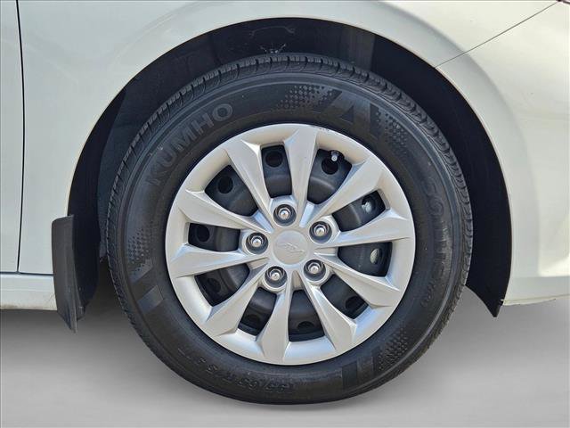 Used 2024 Kia Forte LX FWD image 6