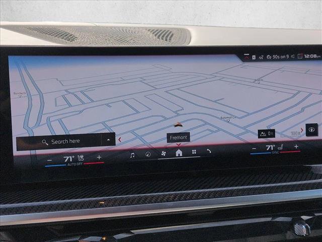 Used 2025 BMW X7 M60i image 13