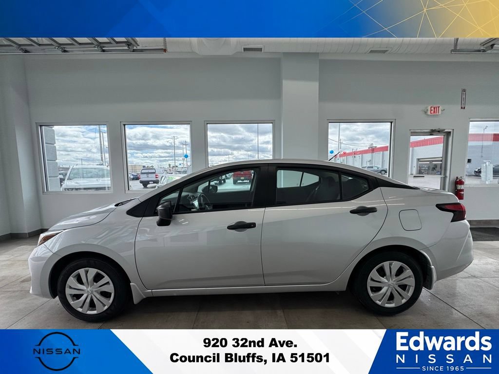 New 2025 Nissan Versa S w/ Trunk Package FWD image 5