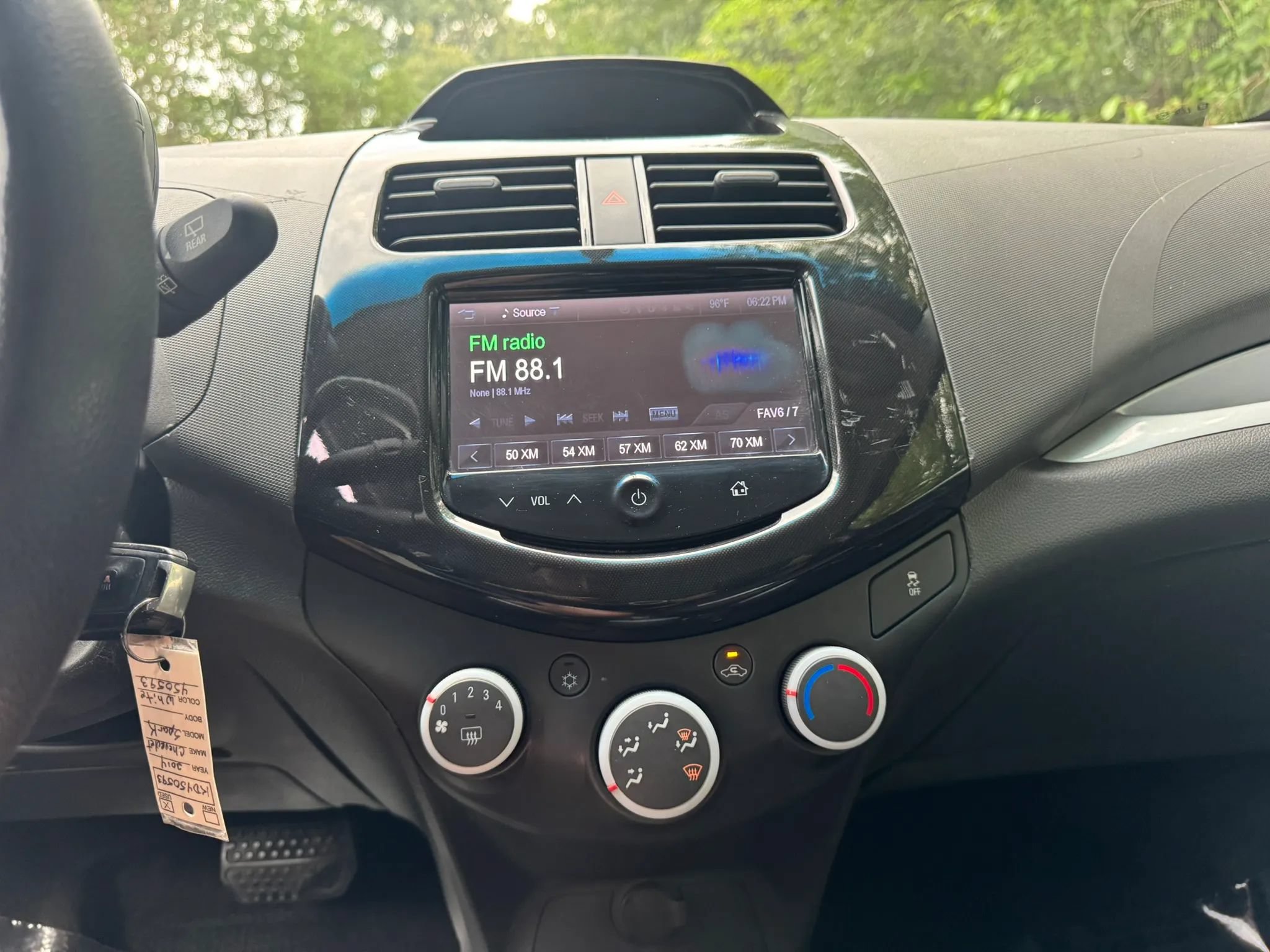Used 2014 Chevrolet Spark LT FWD image 12