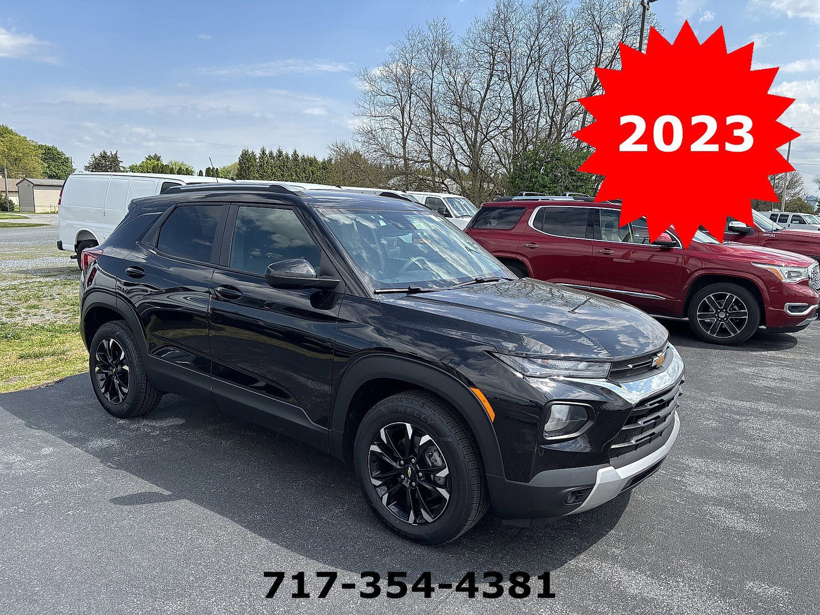 Used 2023 Chevrolet TrailBlazer LT w/ Convenience Package AWD/4WD image 1