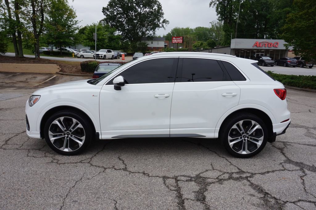 Used 2020 Audi Q3 2.0T Premium Plus w/ Premium Plus Package image 2