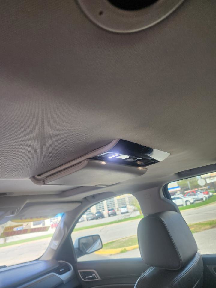 Used 2016 GMC Yukon XL Denali w/ Open Road Package AWD/4WD image 10