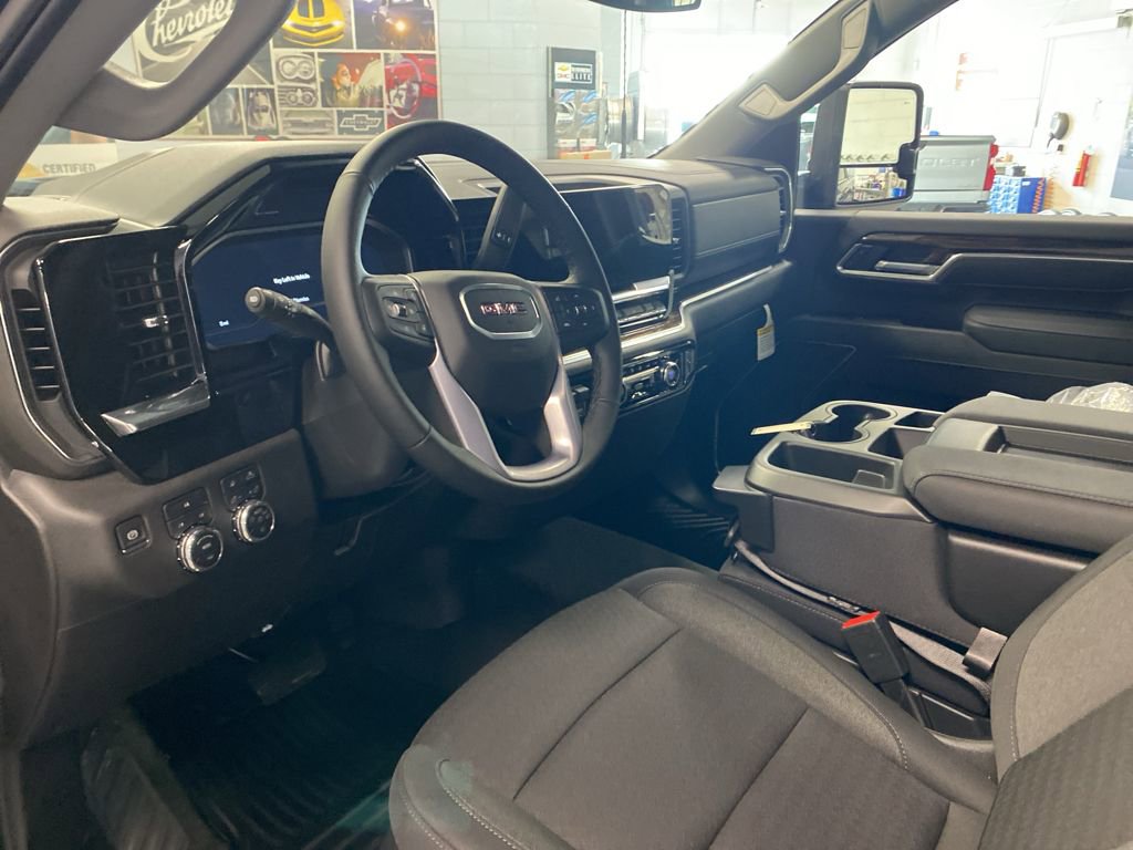 New 2025 GMC Sierra 3500 SLE w/ SLE Value Package image 13