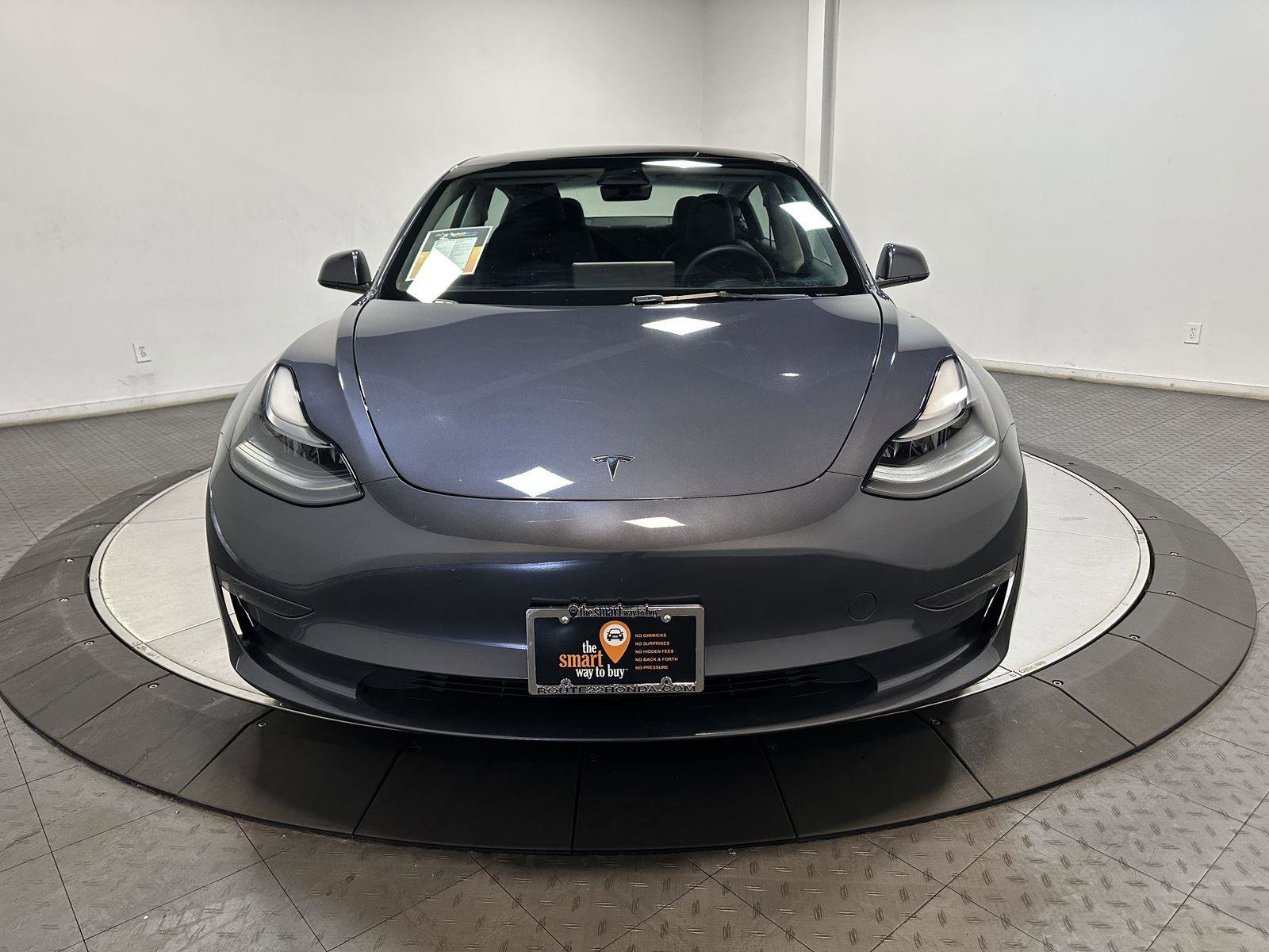 Used 2023 Tesla Model 3 Performance image 4