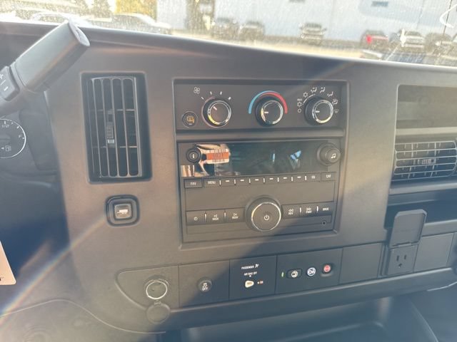 Used 2025 Chevrolet Express 2500 Extended w/ Driver Convenience Package RWD image 27