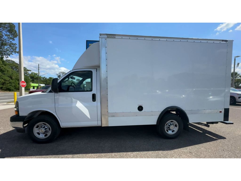 New 2025 Chevrolet Express 3500 w/ Power Convenience Package image 6