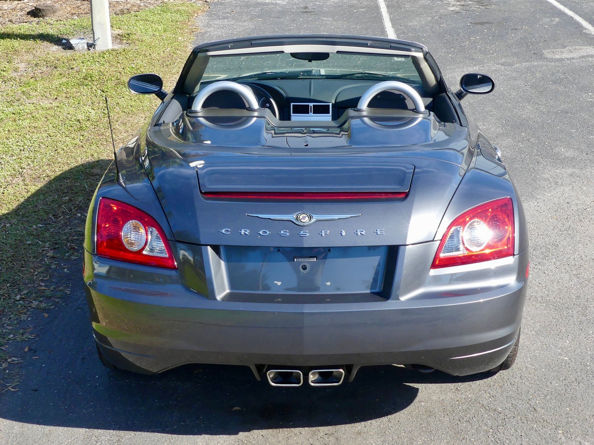 Used 2005 Chrysler Crossfire Limited RWD image 23