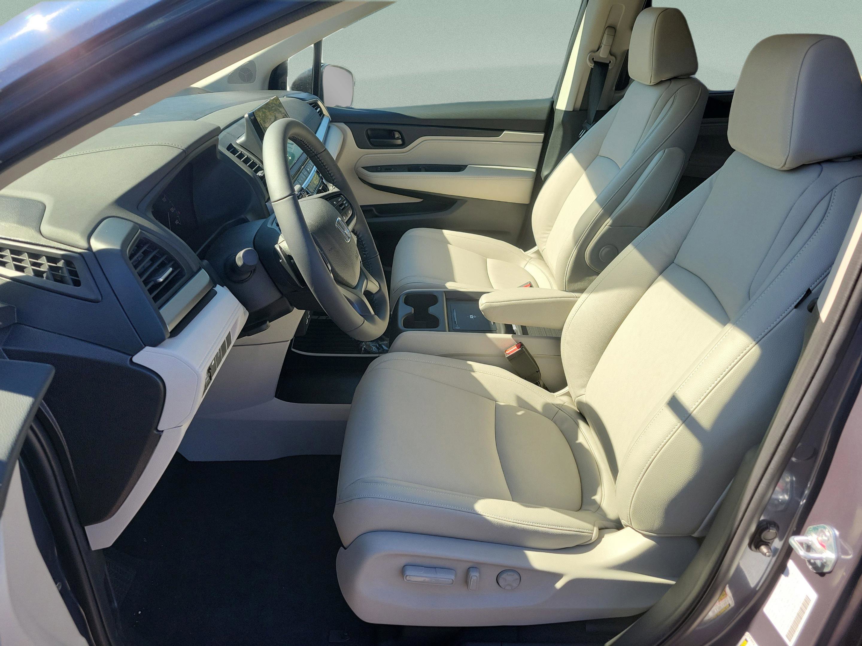 New 2026 Honda Odyssey EX-L image 11