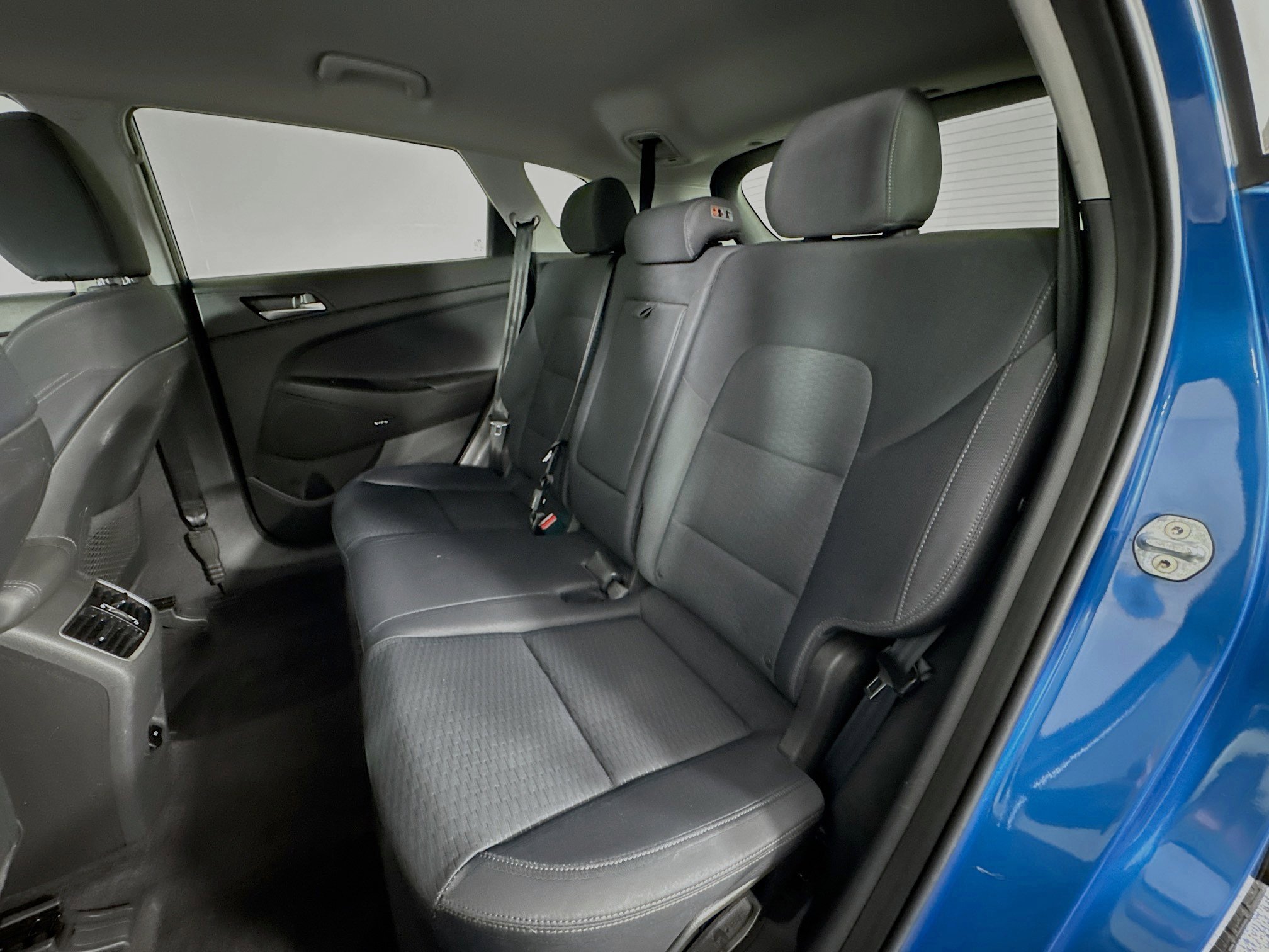 Used 2019 Hyundai Tucson Sport image 24